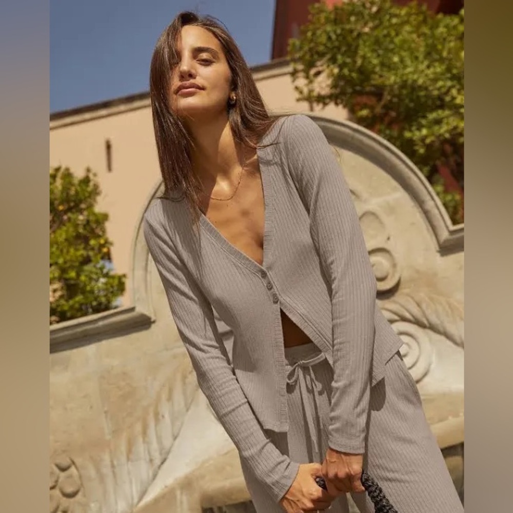 Beyond Yoga Well Traveled Cardigan in Birch